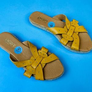 Picon Handmade In Spain Women’s Beautiful Espadrille Flat Sandals Size 6.5